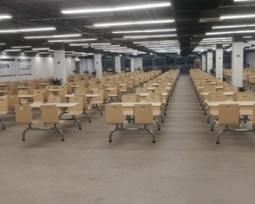 不鏽鋼餐桌椅（yǐ）HW-K018